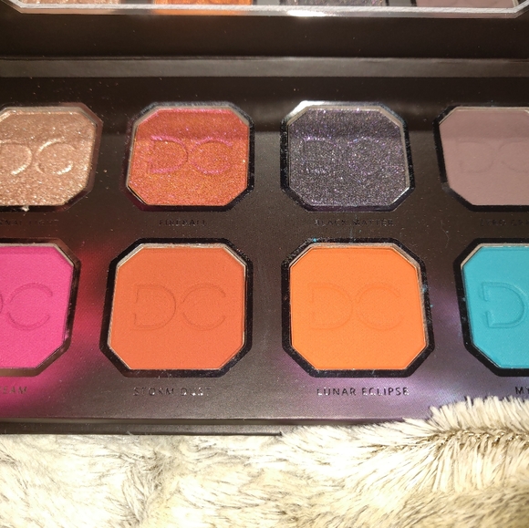 Eye-shadow Palette - Picture 6 of 6